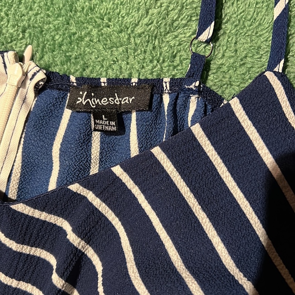 Cute Jumpsuit! - Picture 4 of 7